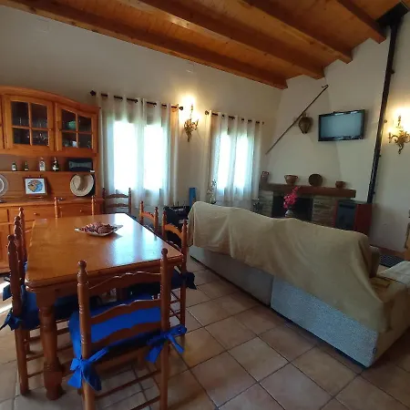 Hort De La Font Holiday home *
